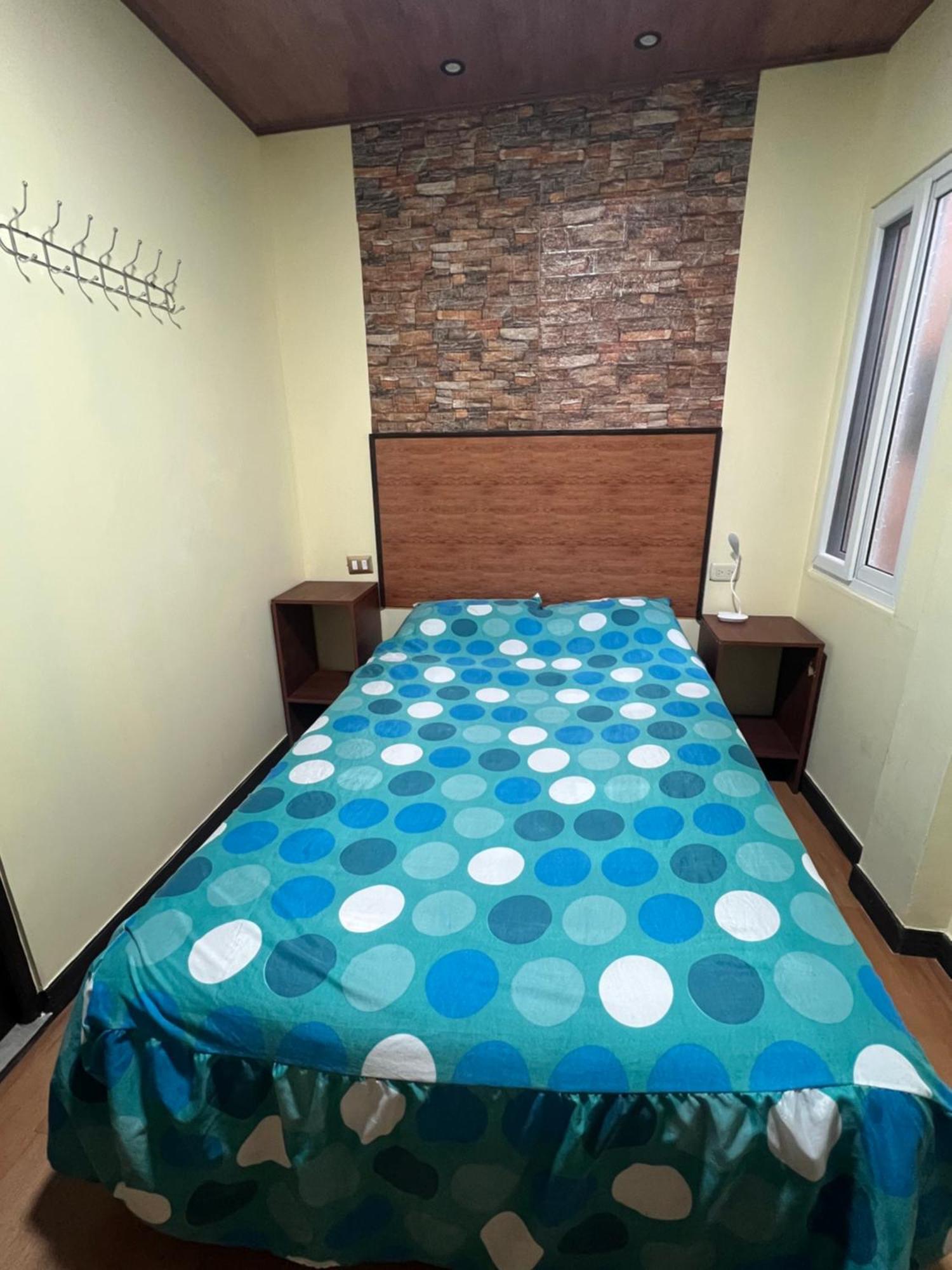 C&M Exclusive Private Rooms Quetzaltenango Exterior photo