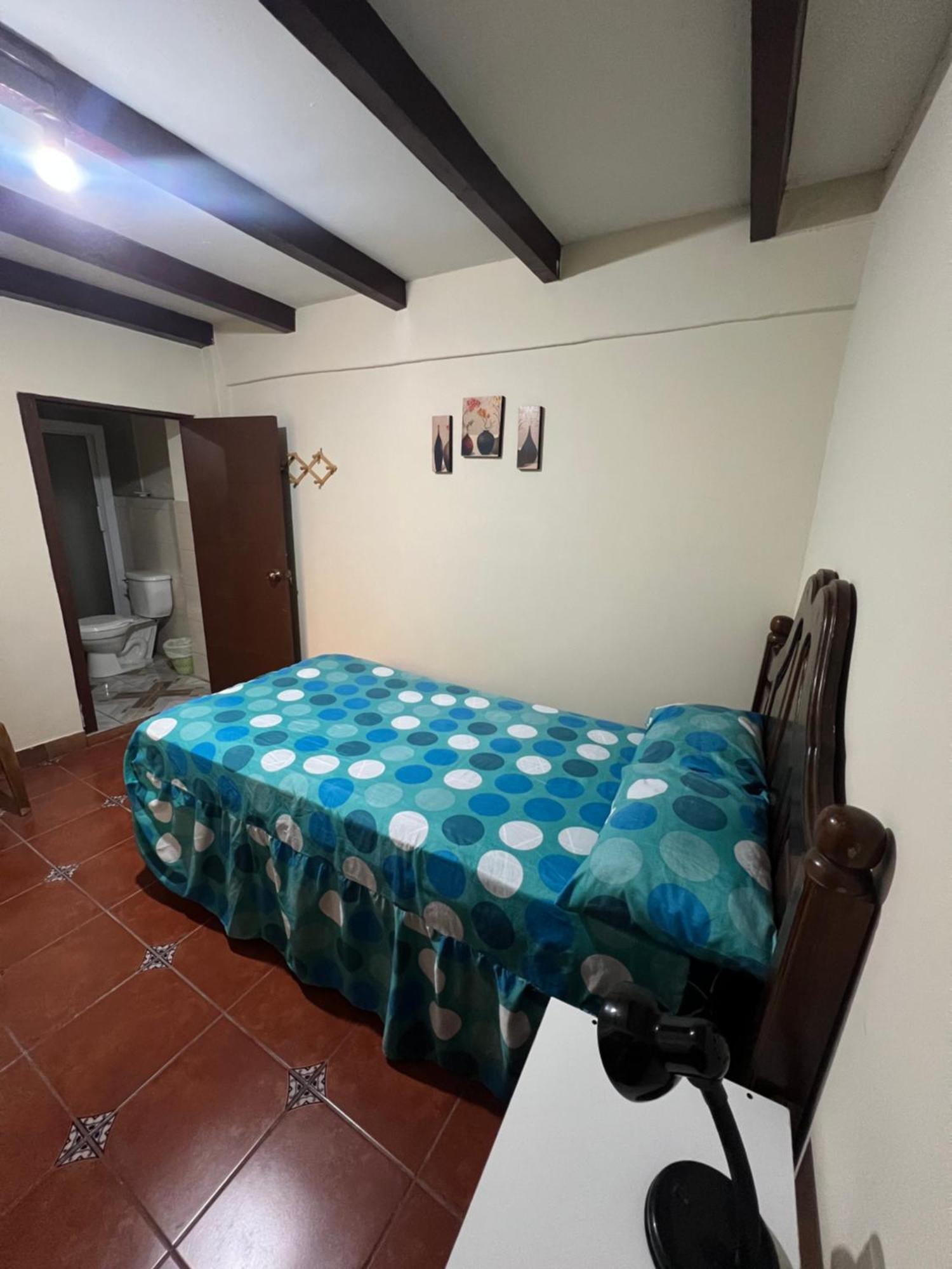 C&M Exclusive Private Rooms Quetzaltenango Exterior photo